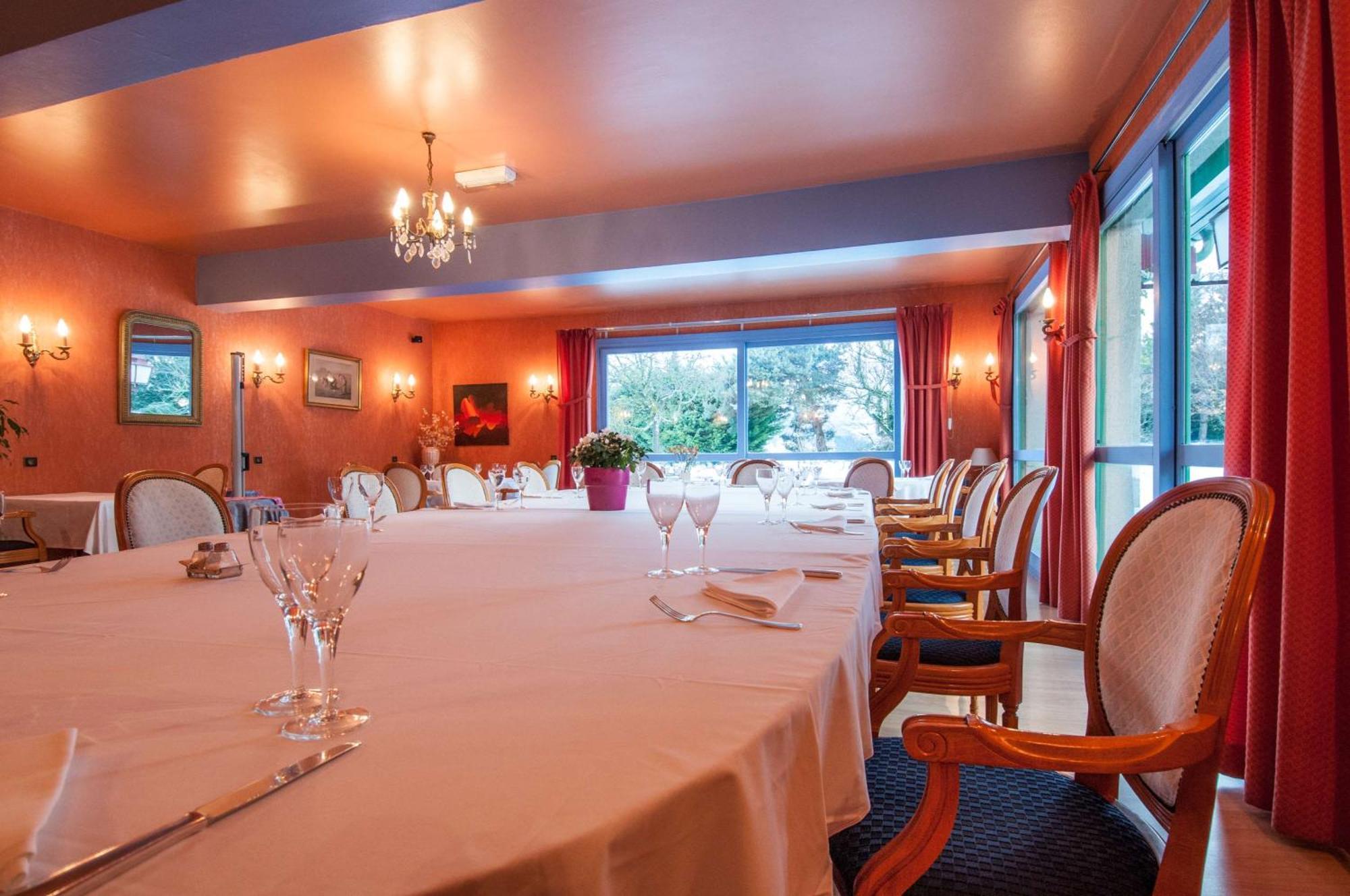 Brit Hotel Florimont Saint-Ferréol Eksteriør billede