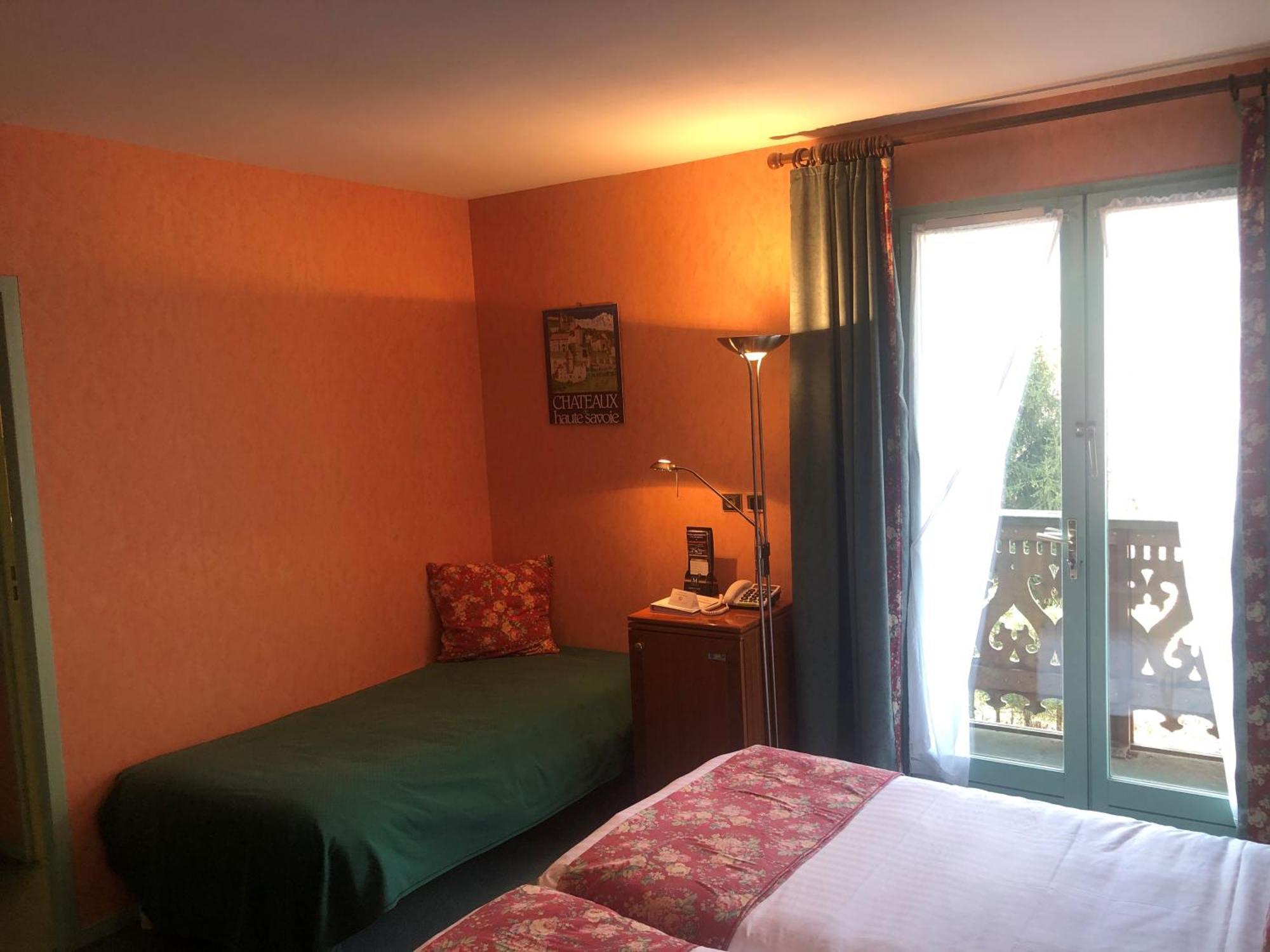 Brit Hotel Florimont Saint-Ferréol Eksteriør billede