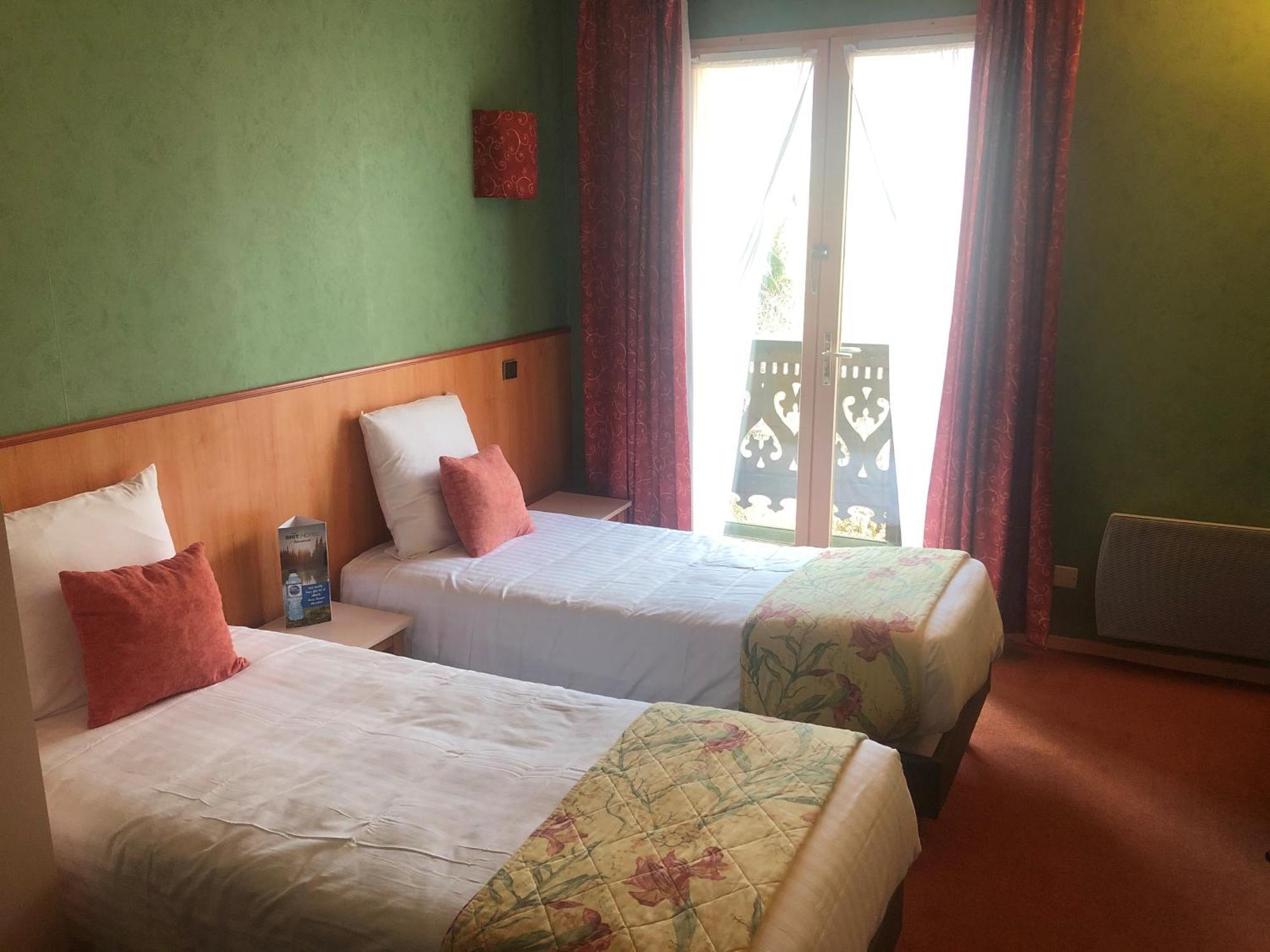 Brit Hotel Florimont Saint-Ferréol Eksteriør billede