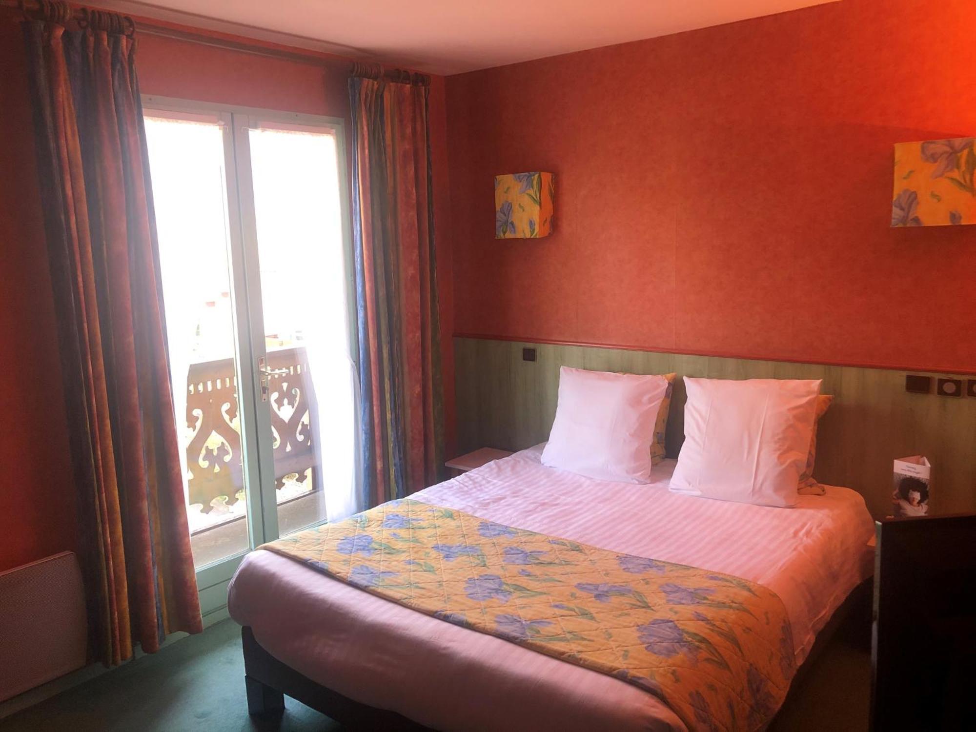 Brit Hotel Florimont Saint-Ferréol Eksteriør billede