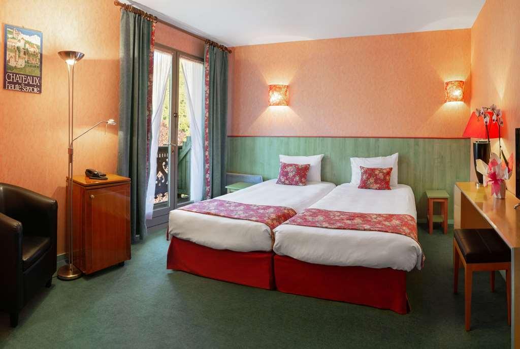 Brit Hotel Florimont Saint-Ferréol Værelse billede